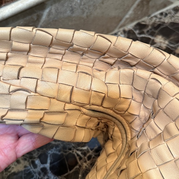 Authentic Bottega Veneta Jodie Tan Bag. - Picture 8 of 15